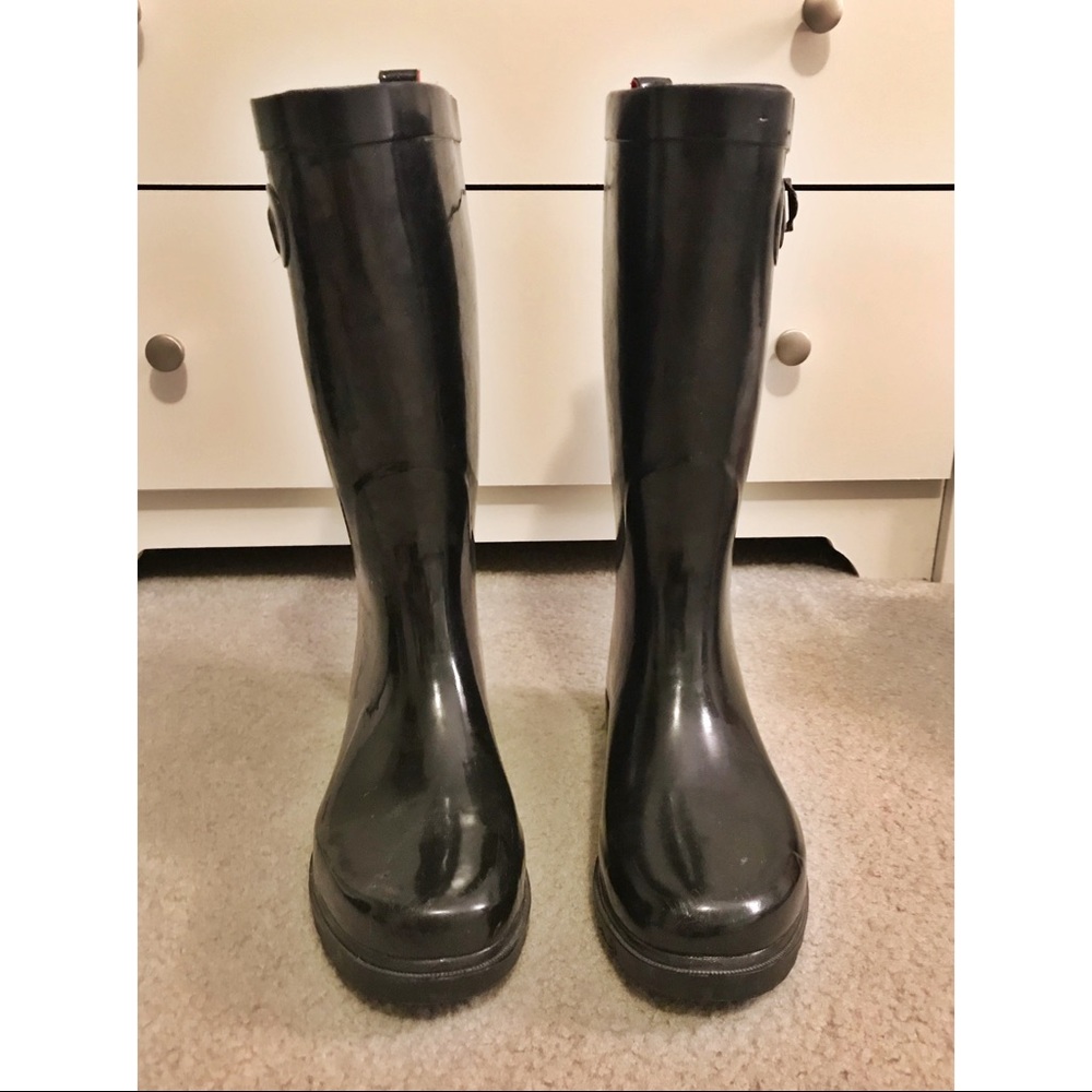Rain boots
